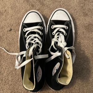 CONVERSE HIGH TOPS